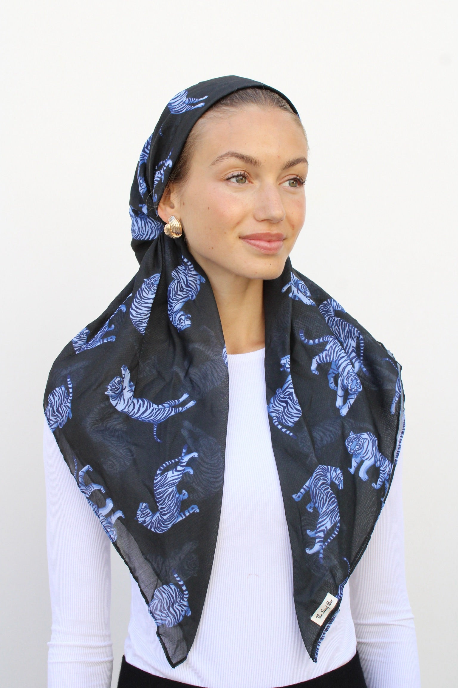 CLASSIC PRETIED Blue Tiger Head Scarf (WITH VELVET GRIP) – Scarf Bar