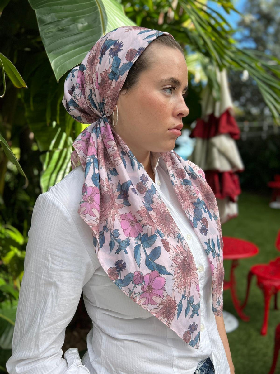 VERSATILE PRETIED Pink Fall Floral (WITH VELVET GRIP)