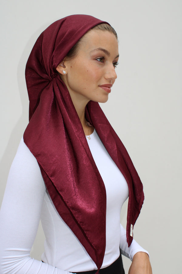 CLASSIC PRETIED Velour Satin Wine (with Velvet Grip)