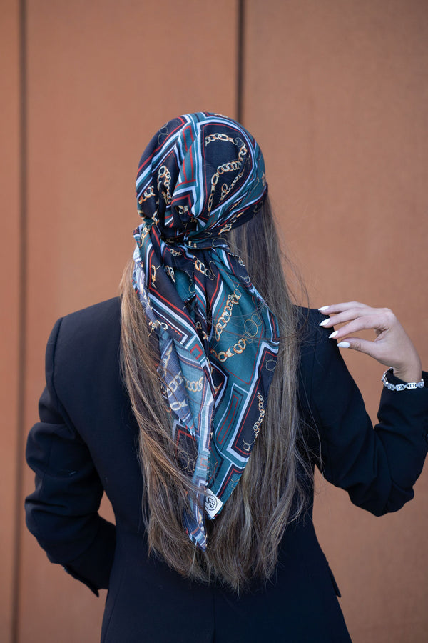 Emerald Chain Square Head Scarf