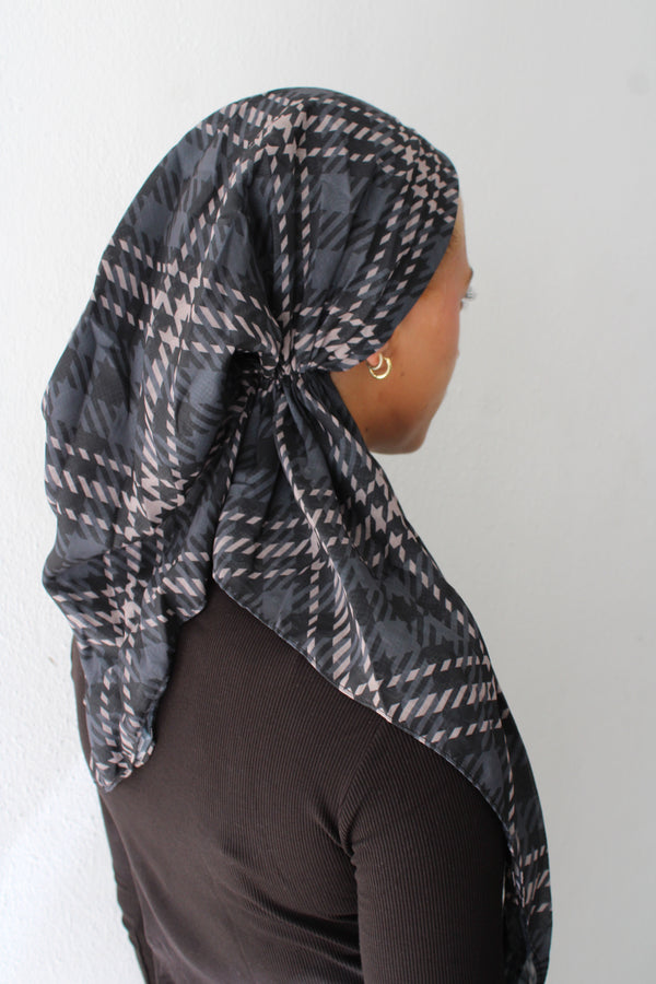 VERSATILE PRETIED Modern Houndstooth  (WITH VELVET GRIP)
