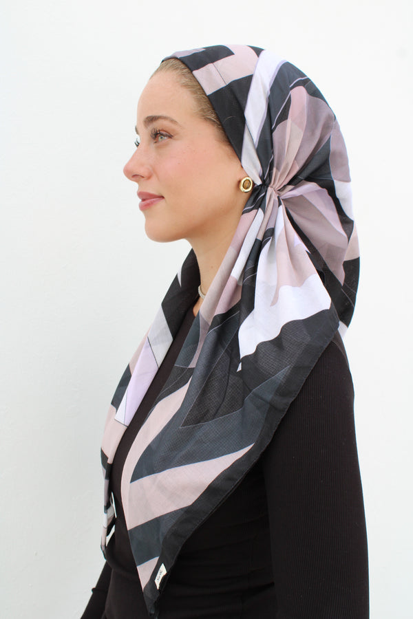 VERSATILE PRETIED Earthy Pucci (WITH VELVET GRIP)