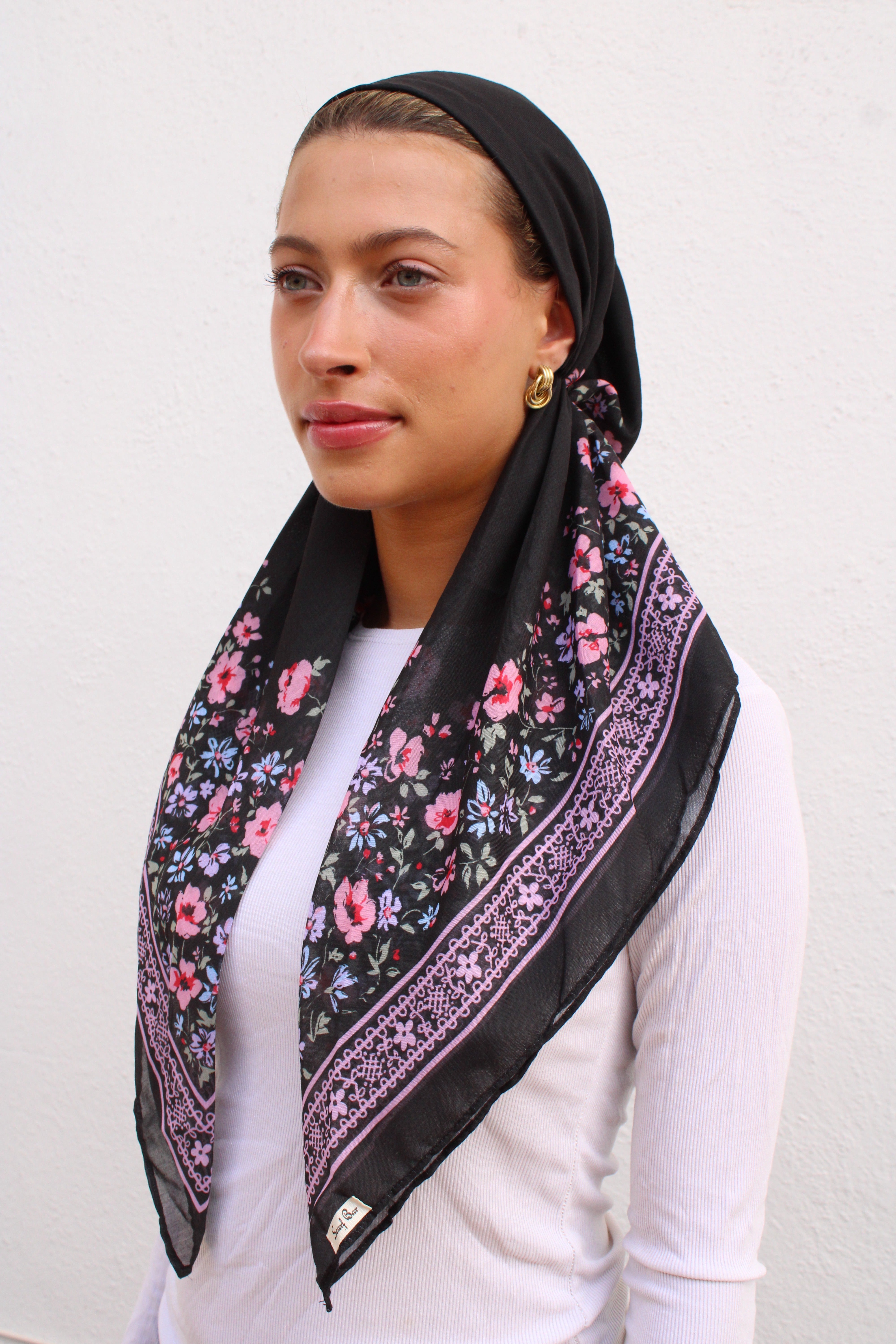 CLASSIC PRETIED Noir Blossom Head Scarf (WITH VELVET GRIP) – Scarf Bar