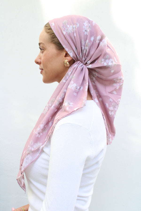 VERSATILE PRETIED Blushing Petals (WITH VELVET GRIP)