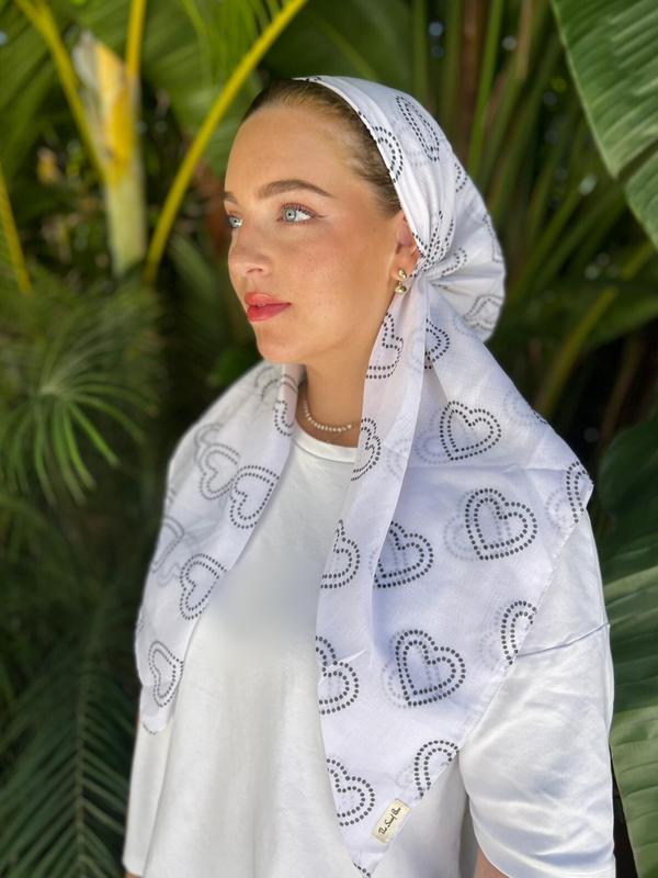 CLASSIC PRETIED Pointelle Heart Head Scarf (WITH VELVET GRIP)