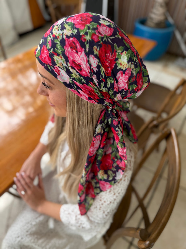 Red Rose Bouquet Square Head Scarf