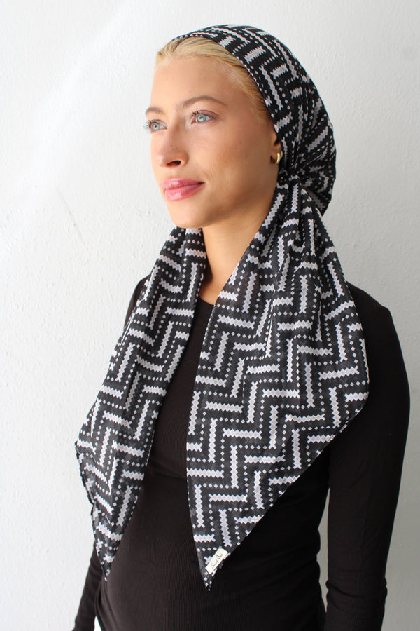 CLASSIC PRETIED Chevron Nights Head Scarf (WITH VELVET GRIP)