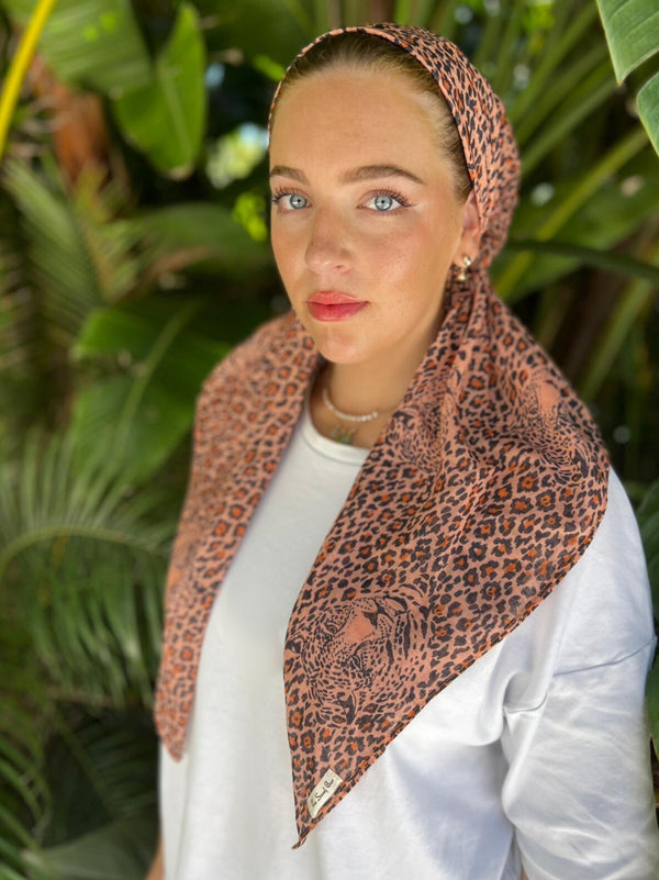 CLASSIC PRETIED Spotted Leopard Head Scarf (WITH VELVET GRIP)
