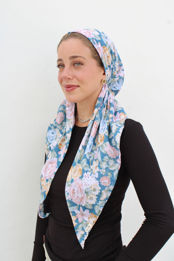 CLASSIC PRETIED Blue Wildflower Head Scarf (WITH VELVET GRIP)