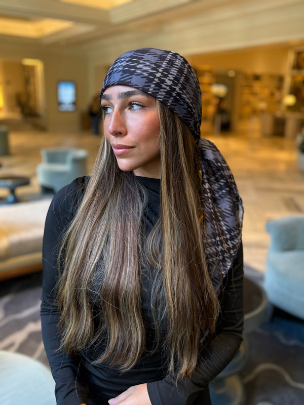 Modern Houndstooth Square Head Scarf