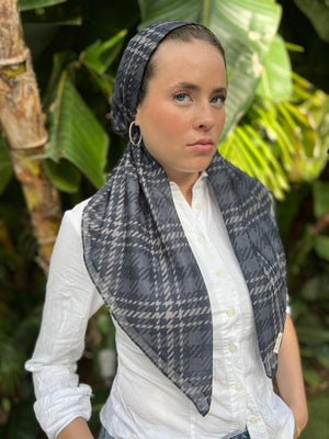 CLASSIC PRETIED Winter Houndstooth Head Scarf (WITH VELVET GRIP)