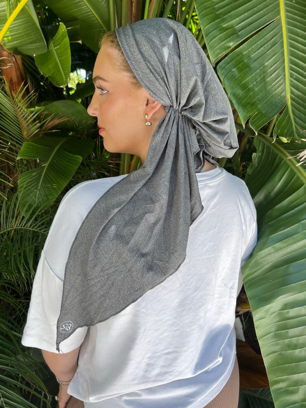 Dri Fit Pretied Scarf Heather Grey (with Velvet Grip)