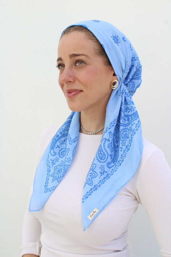 SHORT CLASSIC PRETIED Paisley Sky Blue Head Scarf (WITH VELVET GRIP)