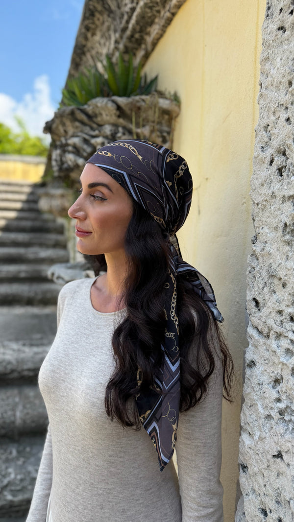 Kensington Chain Square Head Scarf