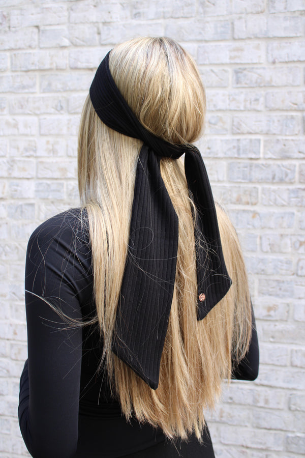 Ribbed Knit Wrap Scarf