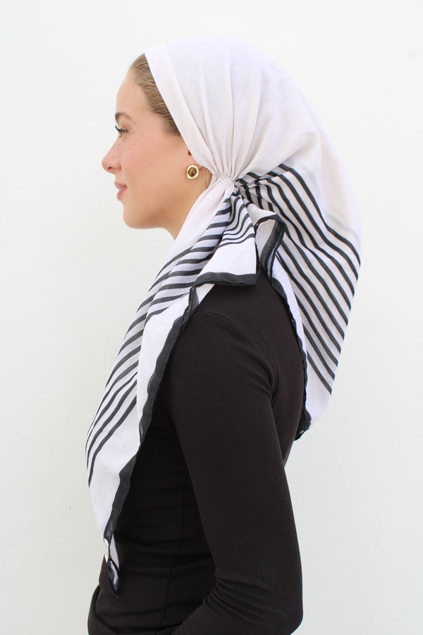 VERSATILE PRETIED Stripped Cream (WITH VELVET GRIP)