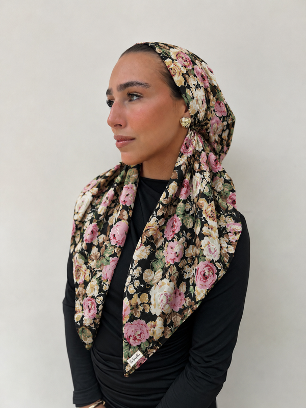 CLASSIC PRETIED Vintage Rose Head Scarf