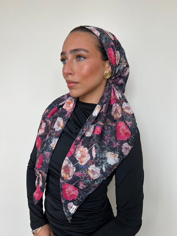 CLASSIC PRETIED Midnight Rose Garden Head Scarf (WITH VELVET GRIP)