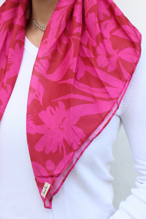 VERSATILE PRETIED Hot Pink Hibiscus (WITH VELVET GRIP)
