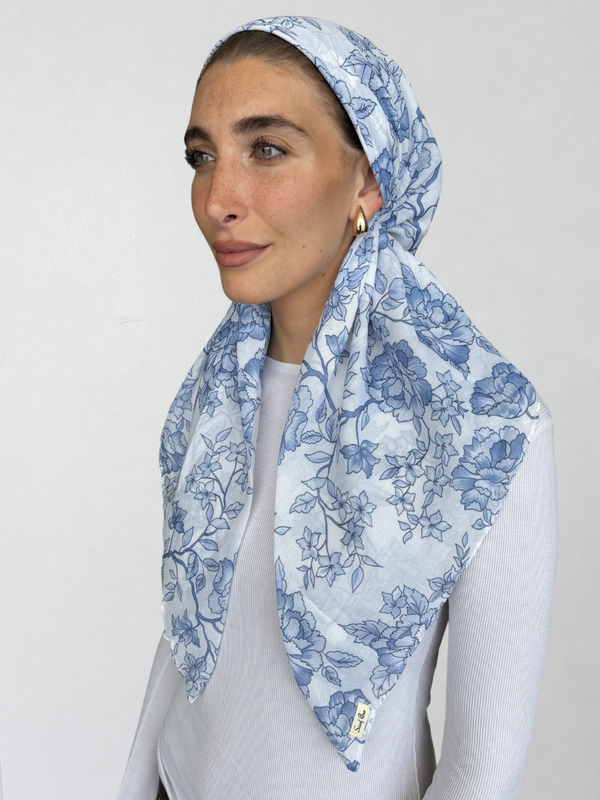 CLASSIC PRETIED Blue Estate Garden Head Scarf (WITH VELVET GRIP)