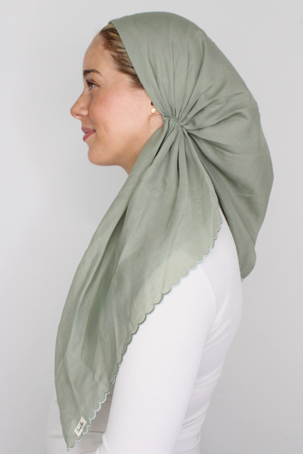 VERSATILE PRETIED Scalloped Olive
