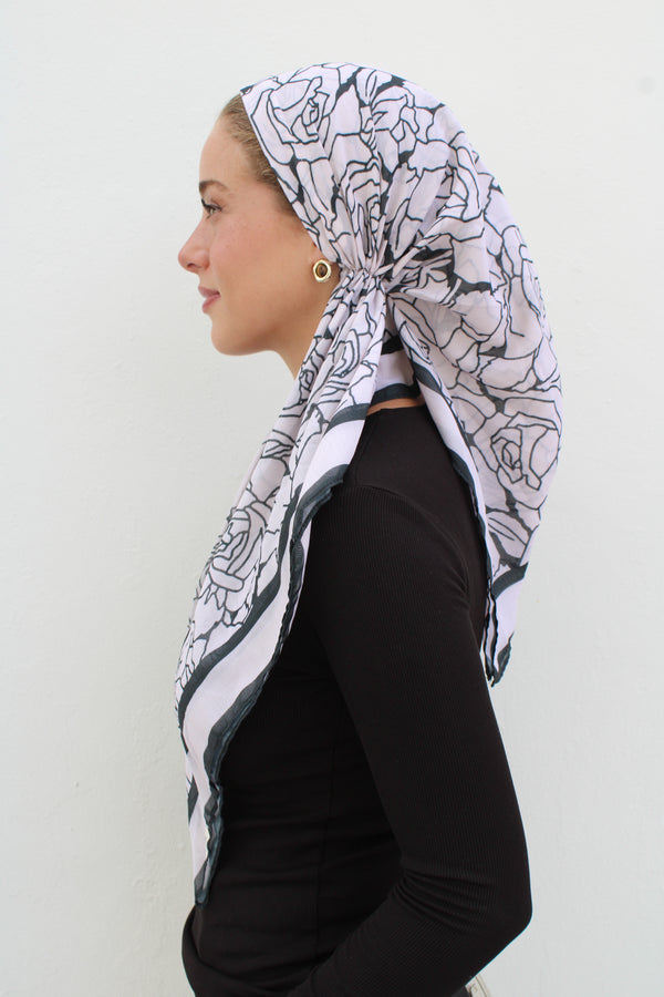 VERSATILE PRETIED Cream Rose (WITH VELVET GRIP)