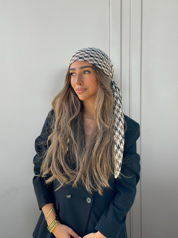 Neutral Houndstooth Square Head Scarf