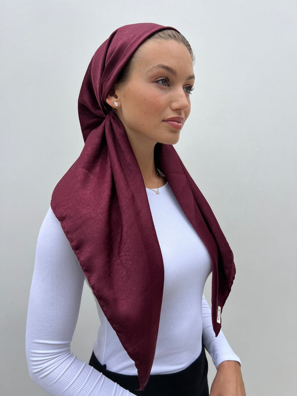 CLASSIC PRETIED Velour Satin Wine (with Velvet Grip)