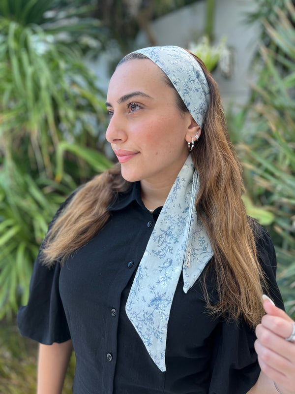 WRAP SCARF Grey Butterfly Branch