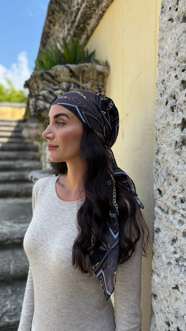 Kensington Chain Square Head Scarf
