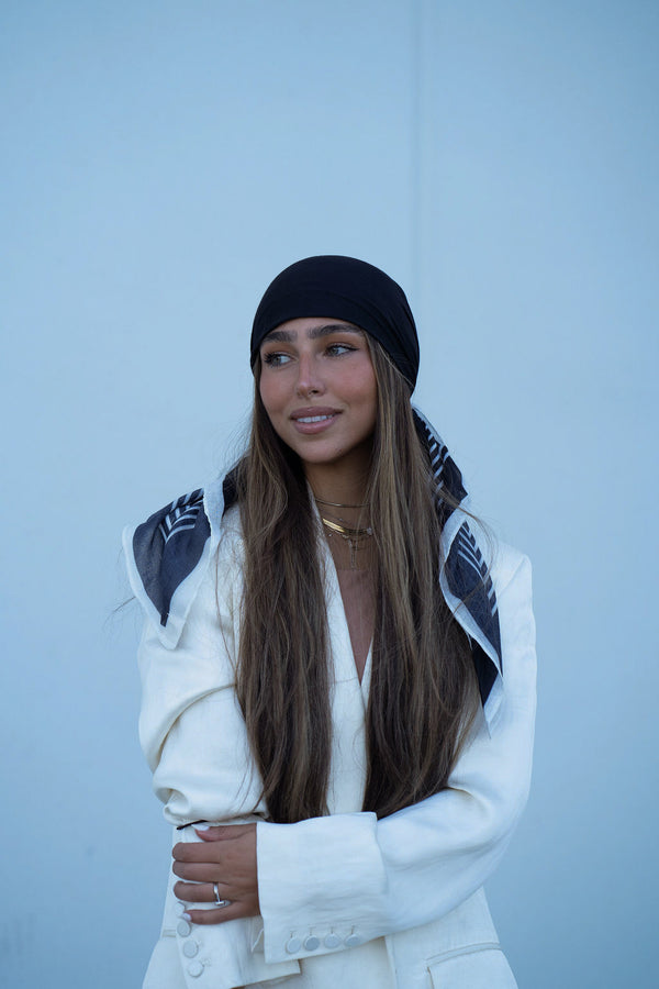 Stripped Black Square Head Scarf