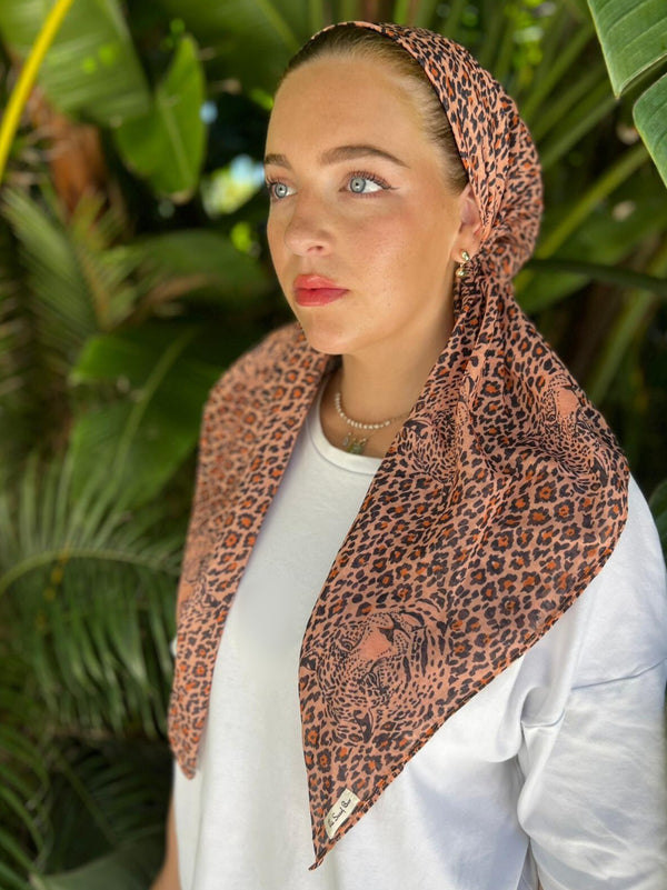 CLASSIC PRETIED Spotted Leopard Head Scarf (WITH VELVET GRIP)