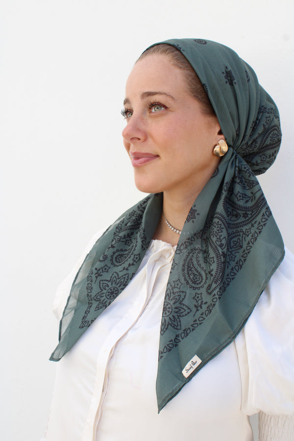 SHORT CLASSIC PRETIED Paisley Deep Sage Head Scarf