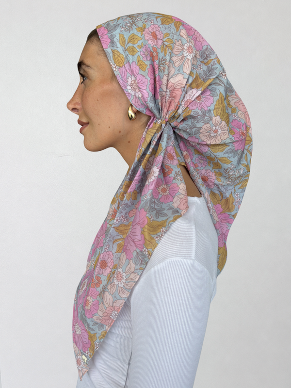 VERSATILE PRETIED Camellia Sky Head Scarf