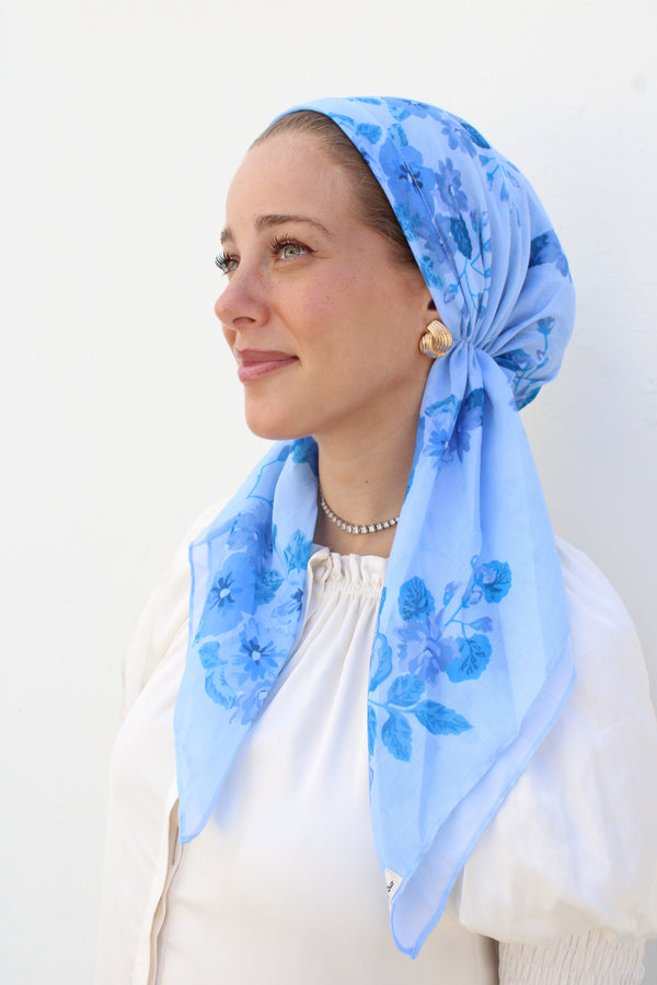 SHORT PRETIED Sky Blue Floral Head Scarf (WITH VELVET GRIP)
