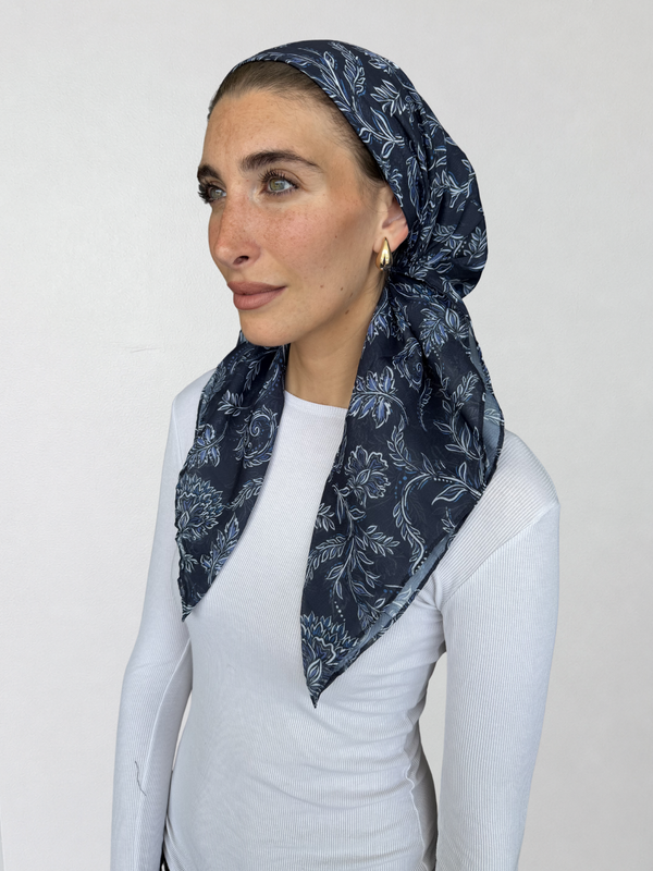 SHORT CLASSIC PRETIED Navy Motif Head Scarf (WITH VELVET GRIP)