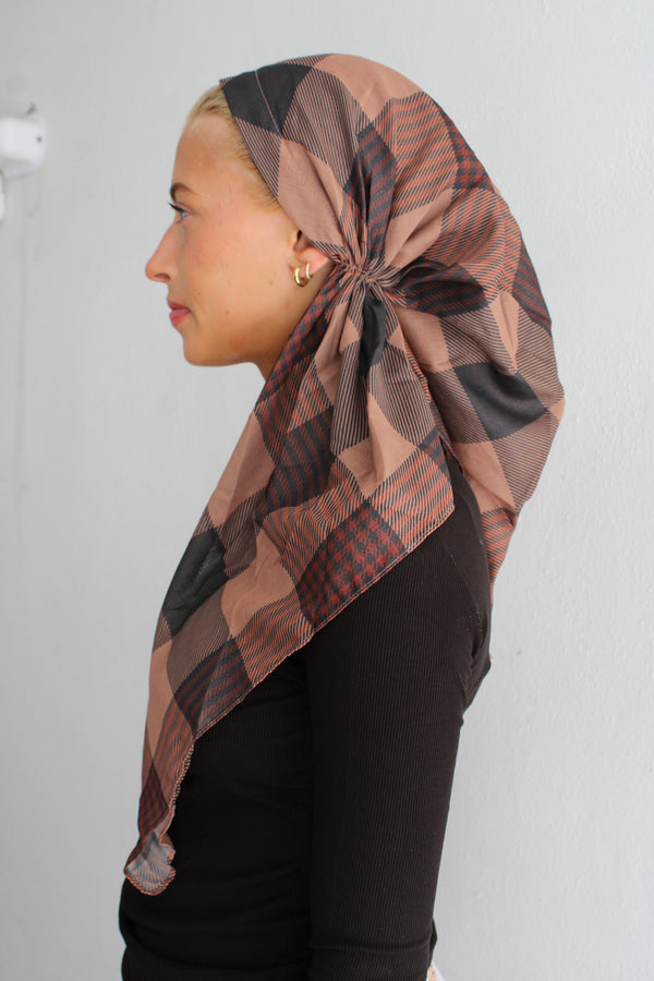 VERSATILE PRETIED Caramel Plaid (WITH VELVET GRIP)