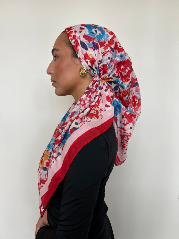 VERSATILE PRETIED Red Riviera Bloom (WITH VELVET GRIP)