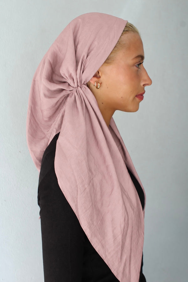 VERSATILE PRETIED Matte Satin Petal Pink