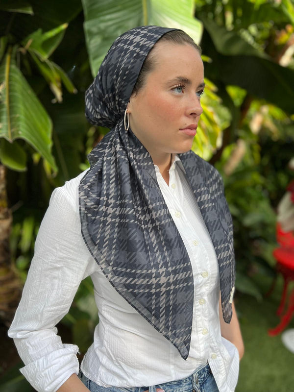 CLASSIC PRETIED Winter Houndstooth Head Scarf (WITH VELVET GRIP)