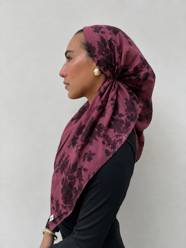 VERSATILE PRETIED Crimson Rose Head Scarf