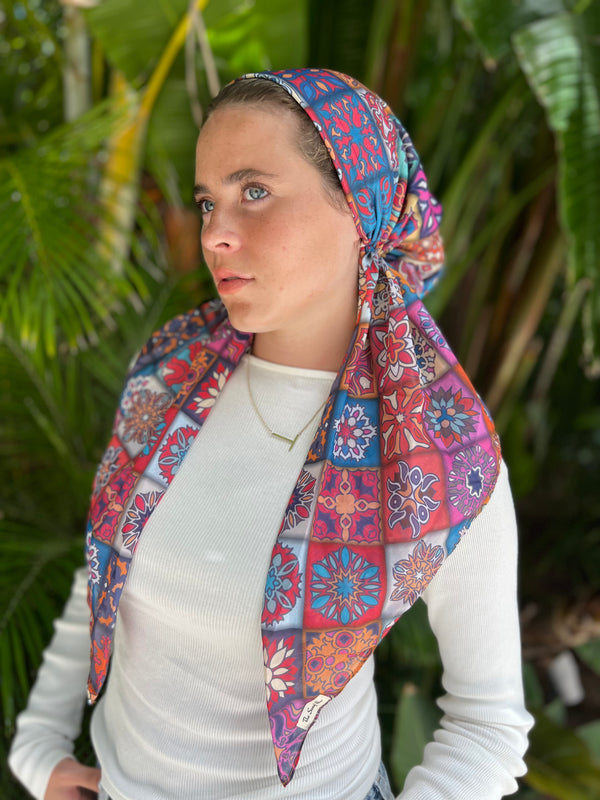 CLASSIC PRETIED Portugal Tile Head Scarf (WITH VELVET GRIP)