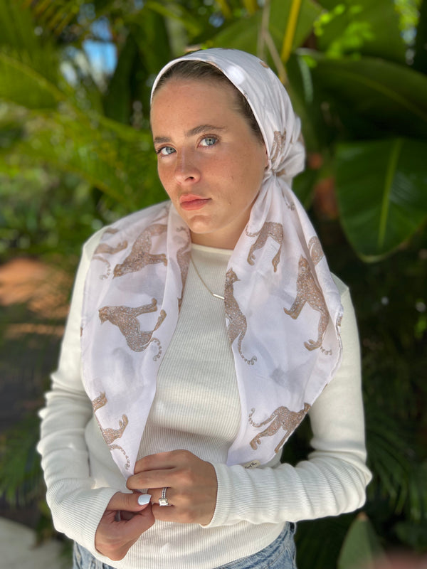 VERSATILE PRETIED Cream Elegant Cheetah Head Scarf (WITH VELVET GRIP)