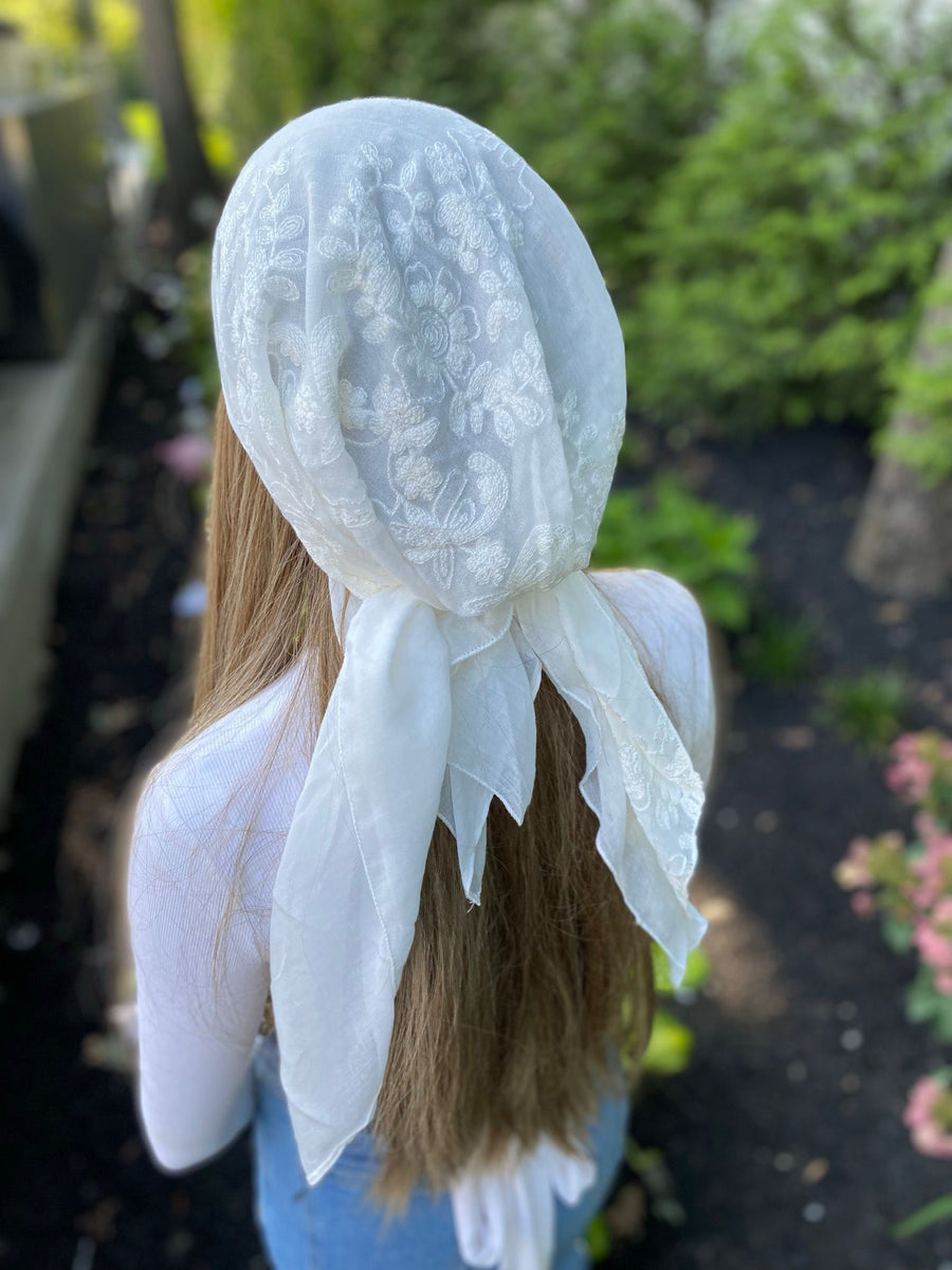 SB VERSATILE PRETIED Solid Embroidery White Head Scarf (WITH VELVET GRIP)