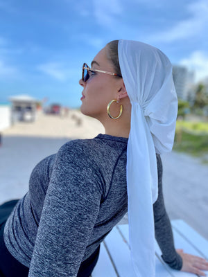 SB Dri Fit Pretied Scarf White (with Velvet Grip)